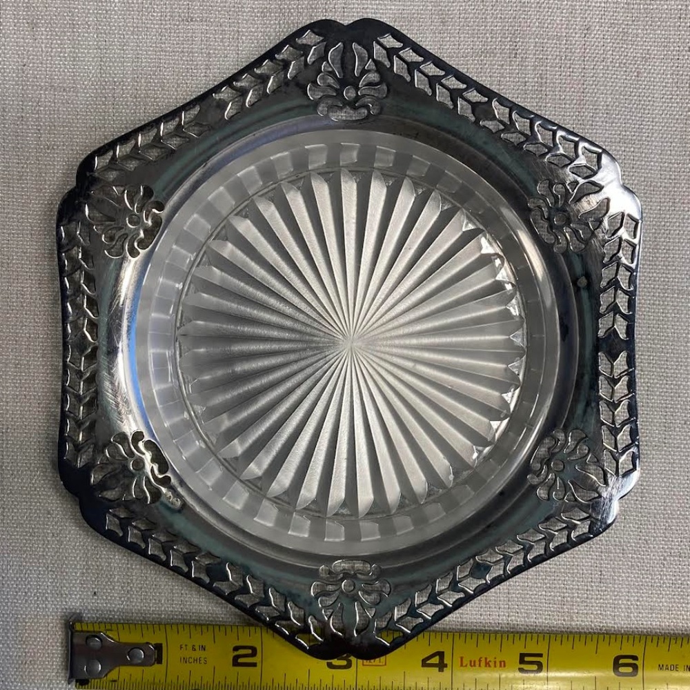 Regis Plate Vintage Small 2-piece Dish